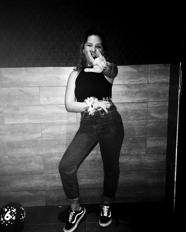 nnicole.gold instagram image archive image