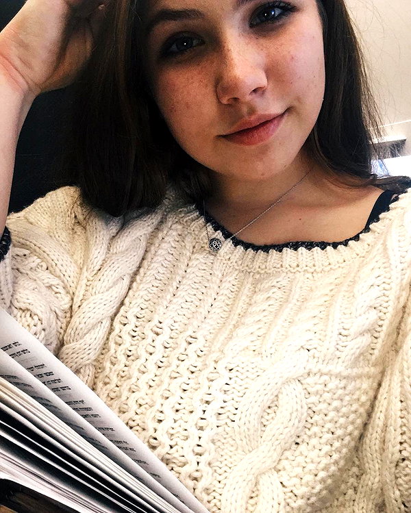 nnicole.gold instagram image archive image