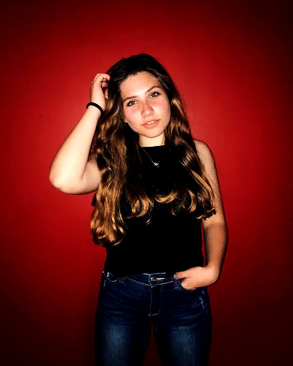 nnicole.gold instagram image archive image