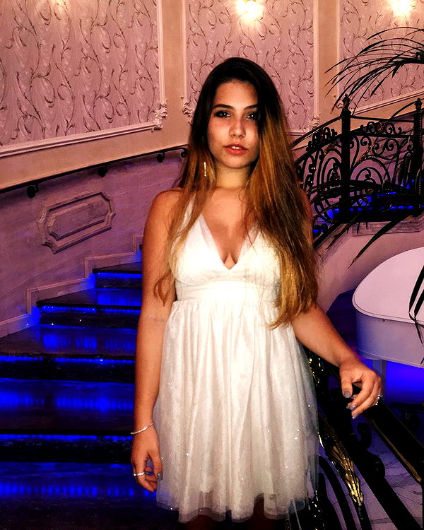 nnicole.gold nnicole.gold archive image