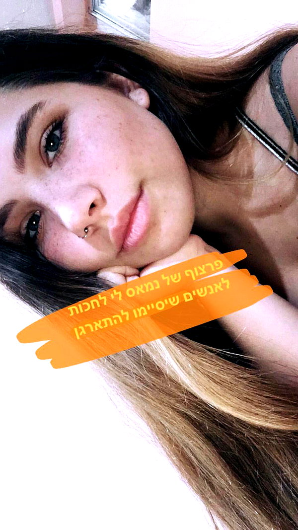 nnicole.gold instagram image archive image