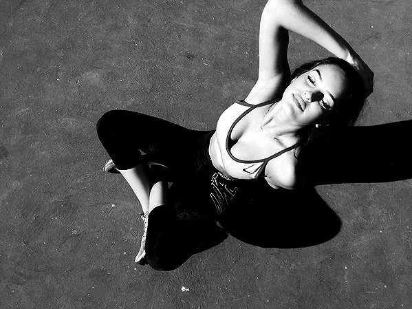noam_alon1 instagram image archive image
