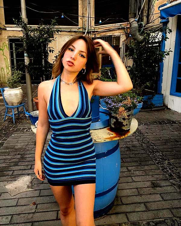 roni_ackerman instagram image archive image