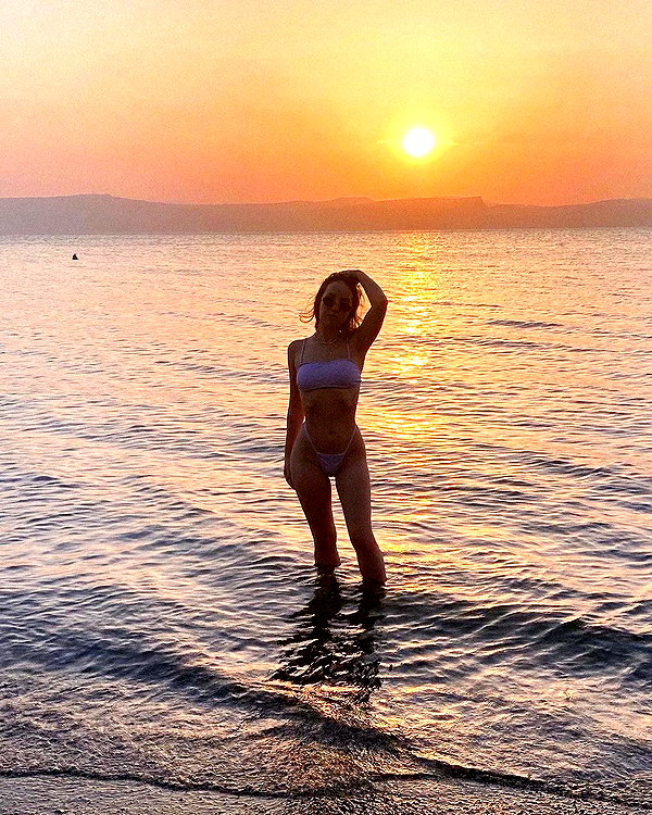 roni_ackerman instagram image archive image