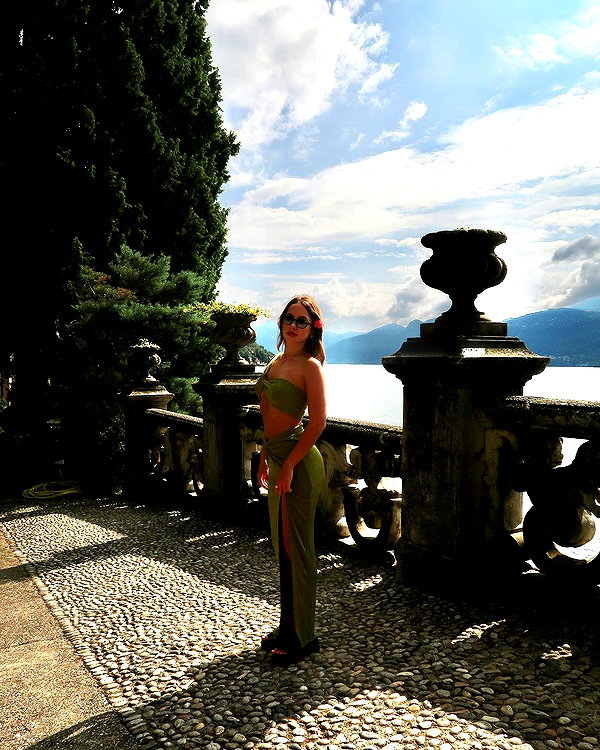 roni_ackerman instagram image archive image