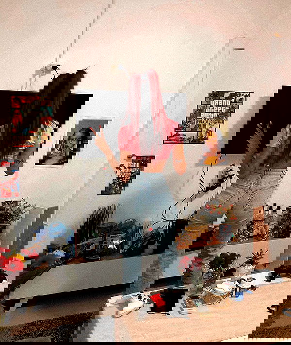 shanidahan7 image ~ Altpins