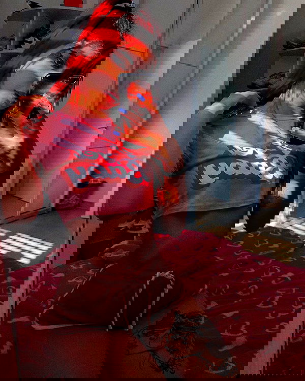 shanidahan7 image ~ Altpins