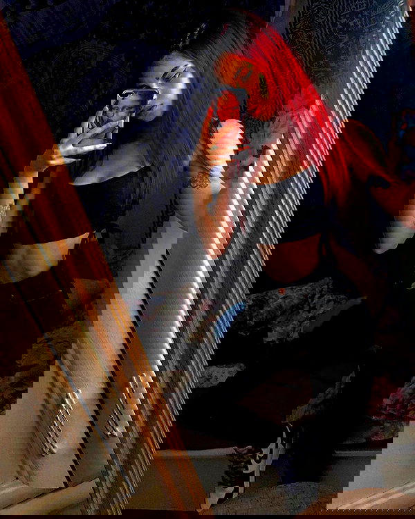 shanidahan7 image ~ Altpins