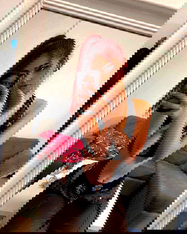 shanidahan7 image ~ Altpins