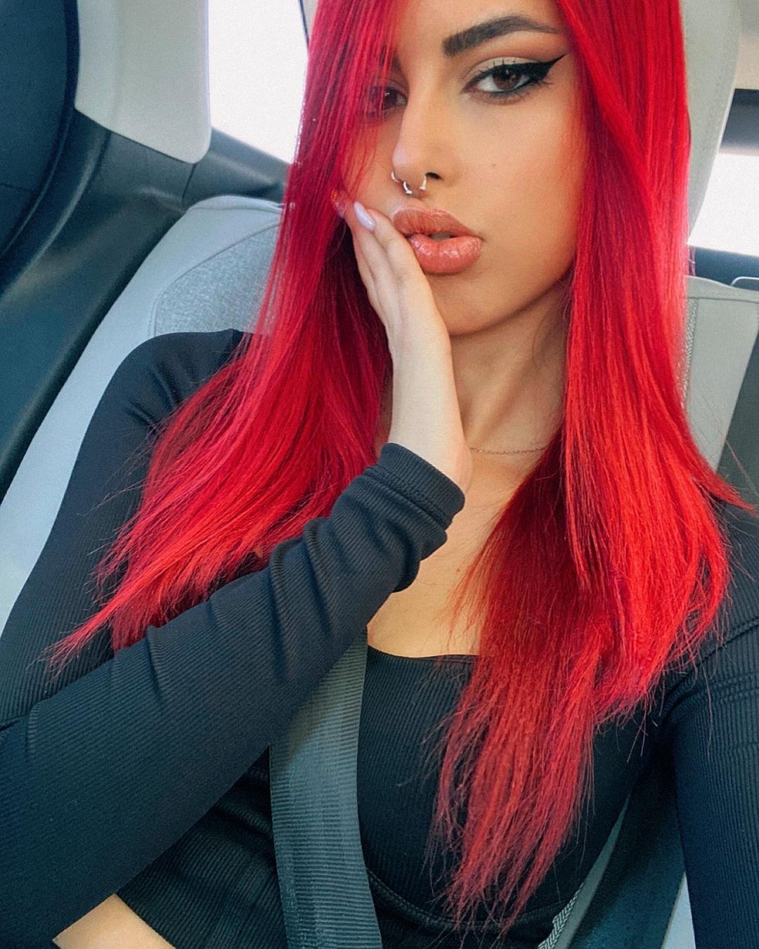 shanidahan7 instagram image archive image