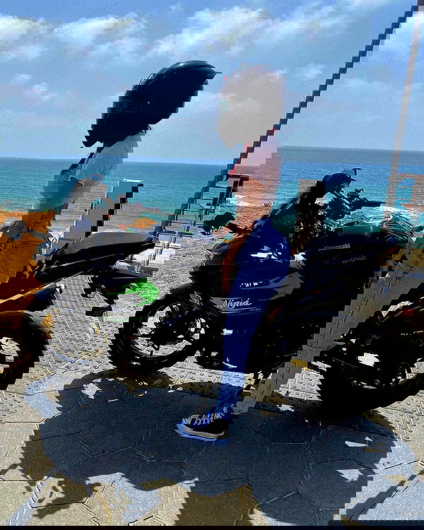 shanidahan7 image ~ Altpins