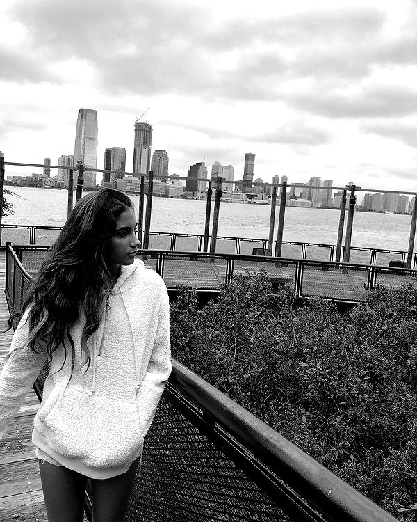 shellydekel instagram image archive image