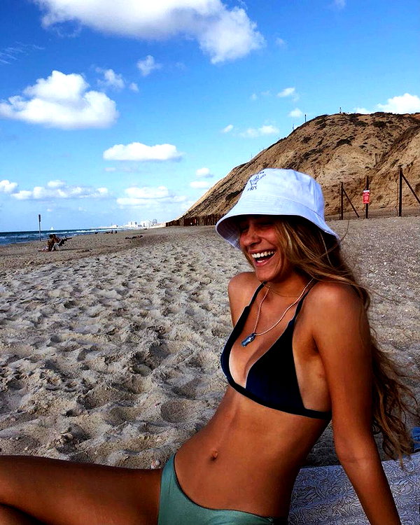 shellydekel instagram image archive image