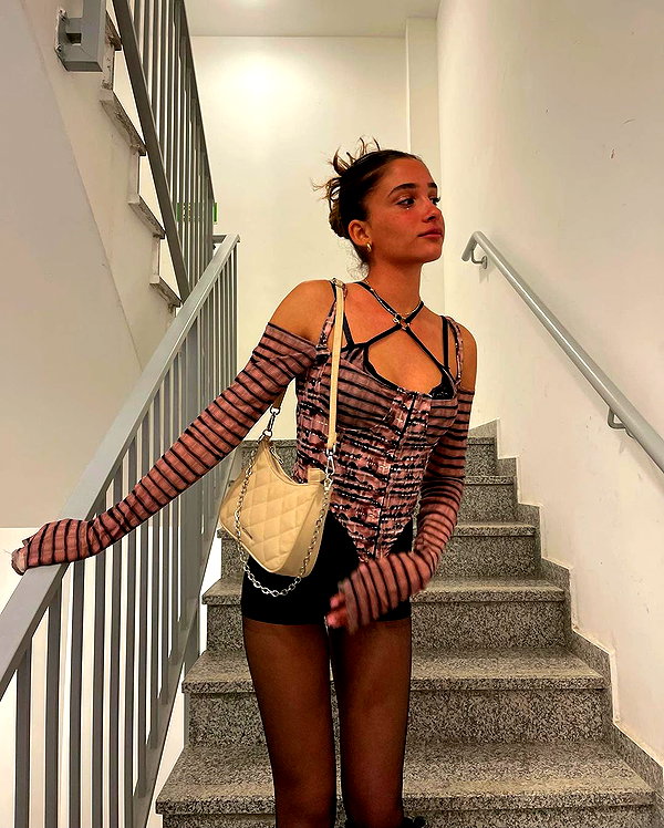 shellydekel instagram image archive image