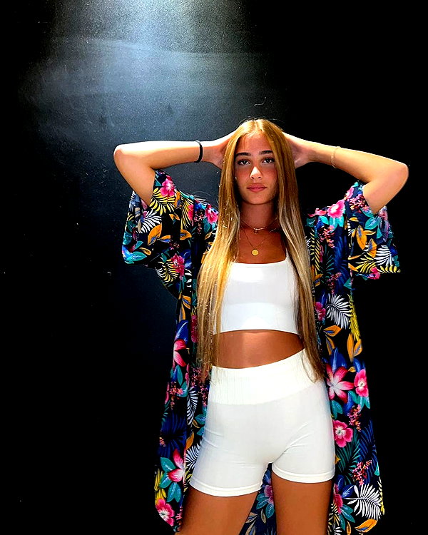 shellydekel instagram image archive image
