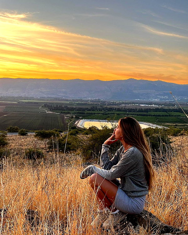 shellydekel instagram image archive image