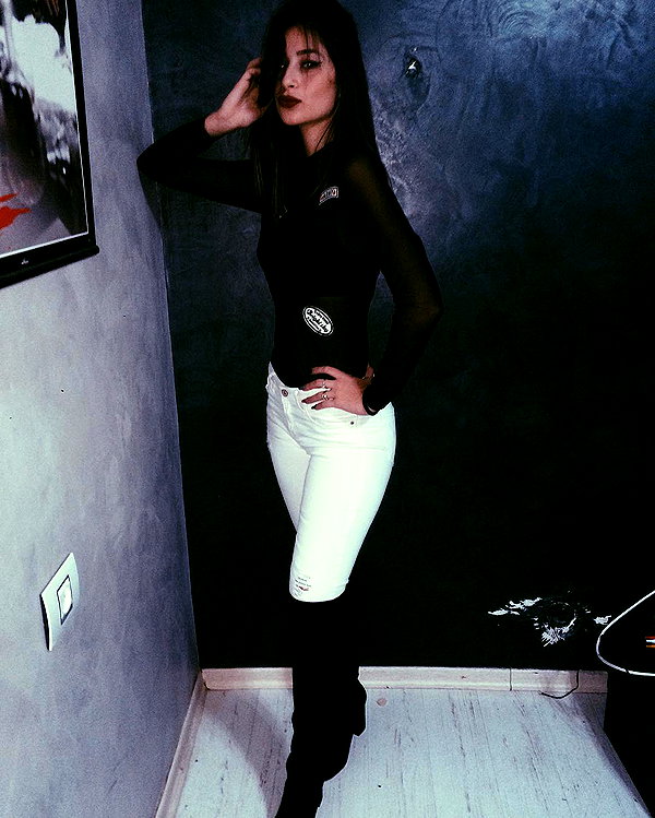 shir.moshe666 instagram image archive image