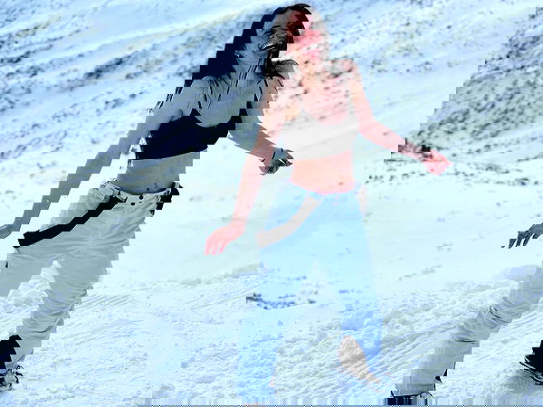 yasmin_kb yasmin_kb archive image