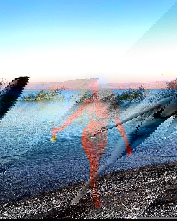 yasmin_kb yasmin_kb archive image