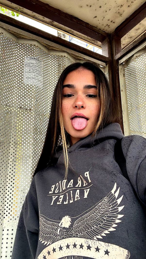yuliarazi instagram image archive image