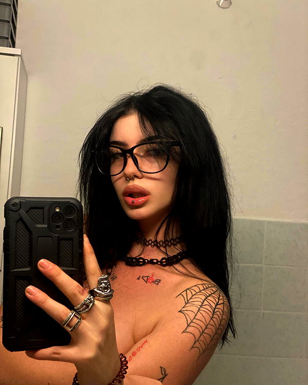shawtysuzi instagram image archive image