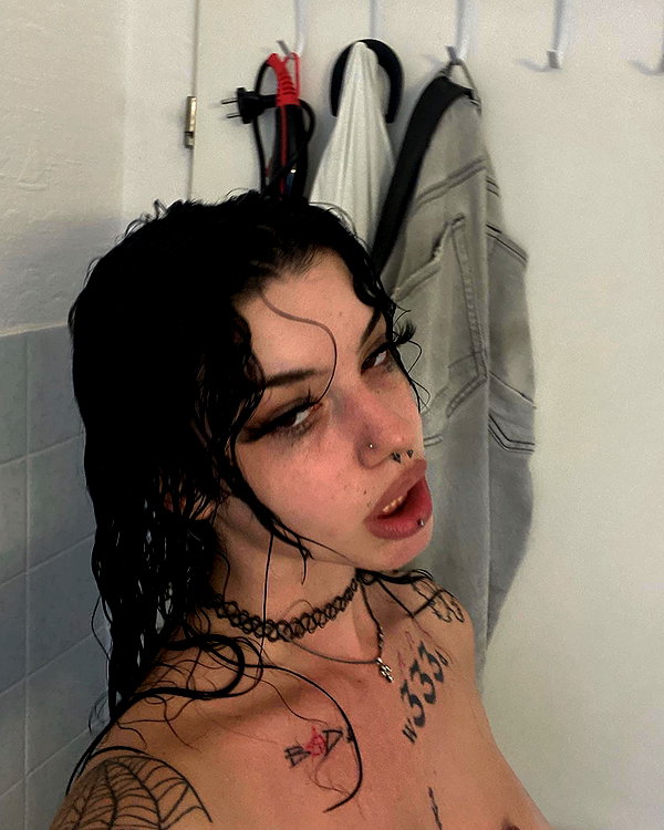 shawtysuzi instagram image archive image