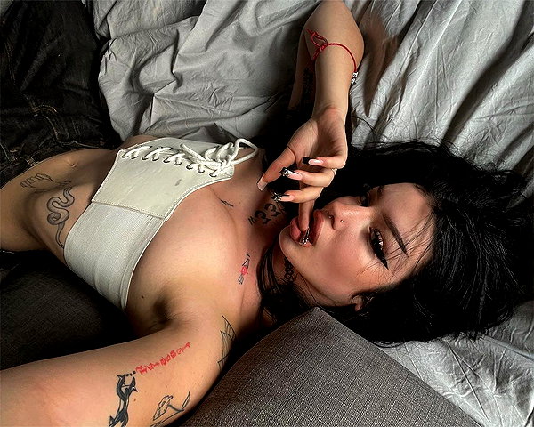 shawtysuzi instagram image archive image
