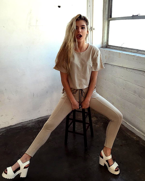 alissaviolet instagram image archive image