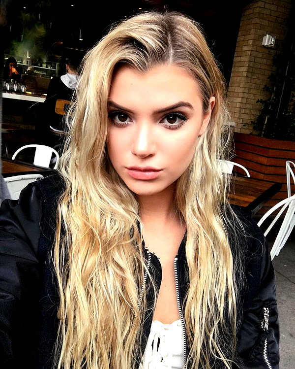 alissaviolet instagram image archive image