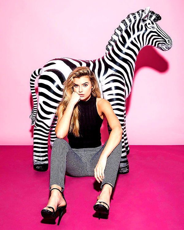 alissaviolet instagram image archive image