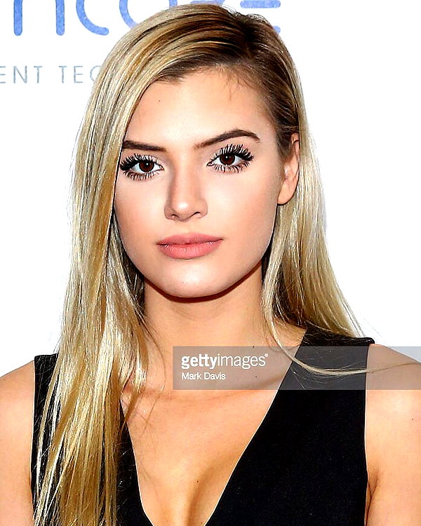 alissaviolet instagram image archive image