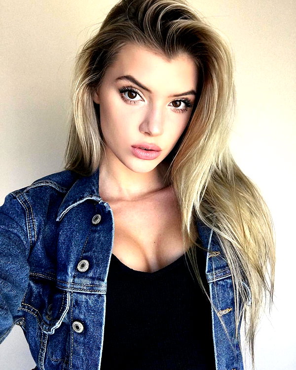 alissaviolet instagram image archive image