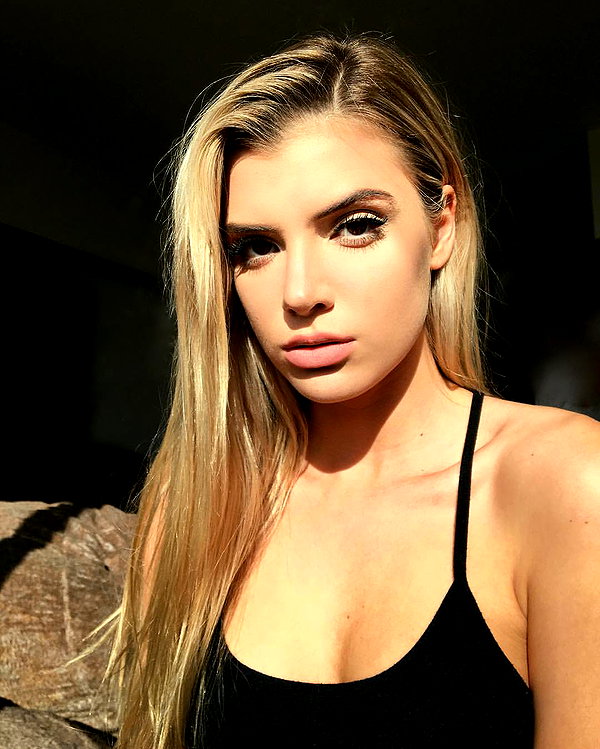 alissaviolet instagram image archive image