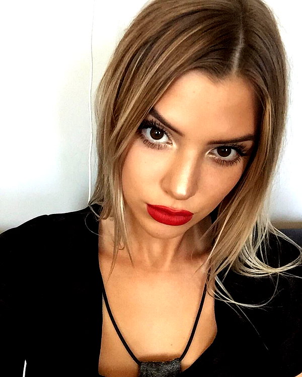 alissaviolet instagram image archive image