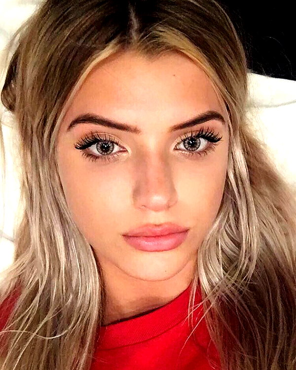 alissaviolet instagram image archive image