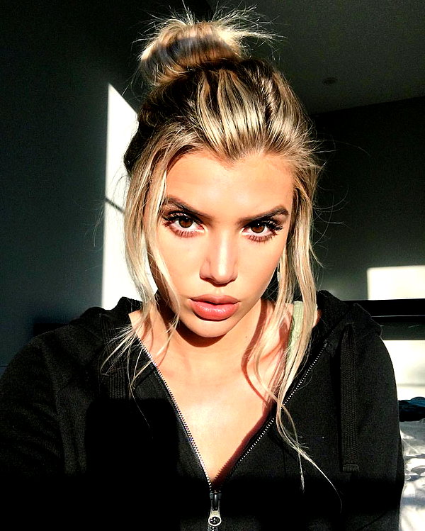 alissaviolet instagram image archive image