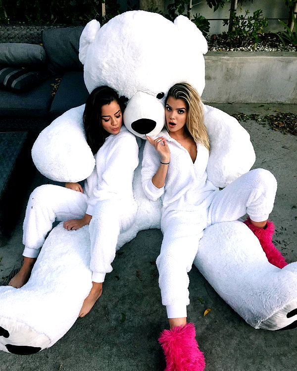 alissaviolet instagram image archive image