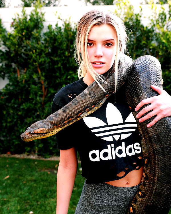 alissaviolet instagram image archive image