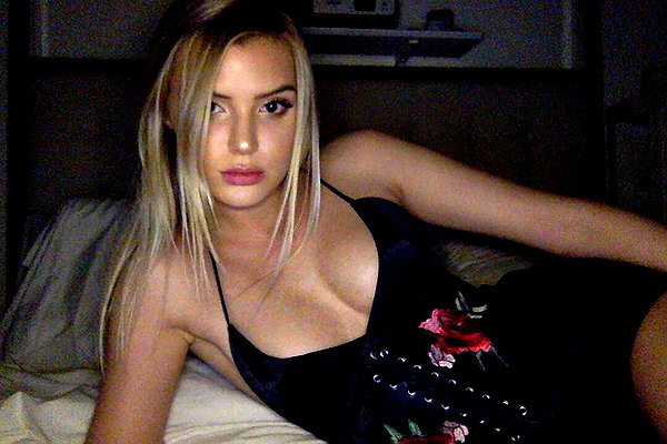 alissaviolet instagram image archive image