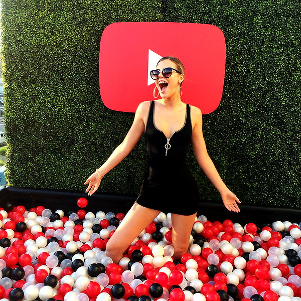 alissaviolet instagram image archive image