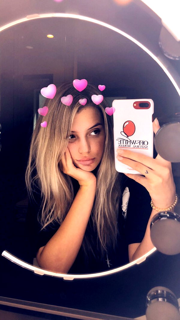 alissaviolet instagram image archive image