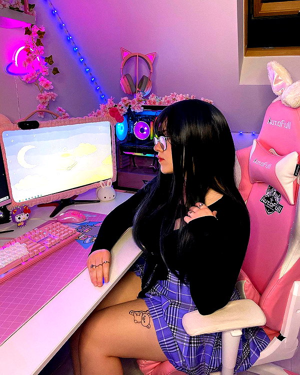 andasrose instagram image archive image