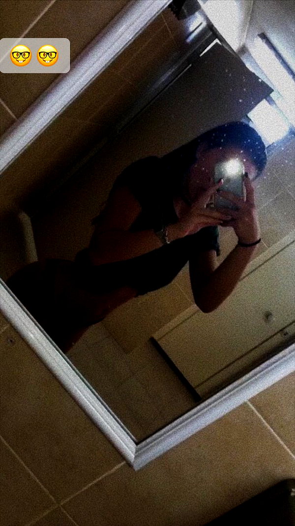 daniella_zeldis instagram image archive image