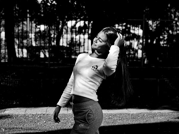 daniella_zeldis instagram image archive image