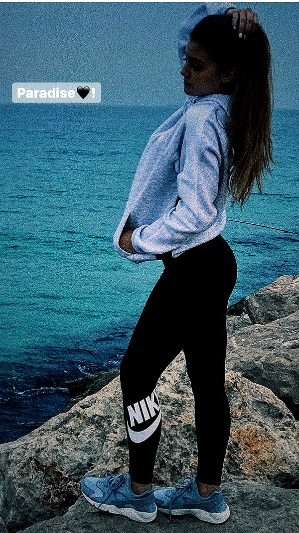 daniella_zeldis instagram image archive image