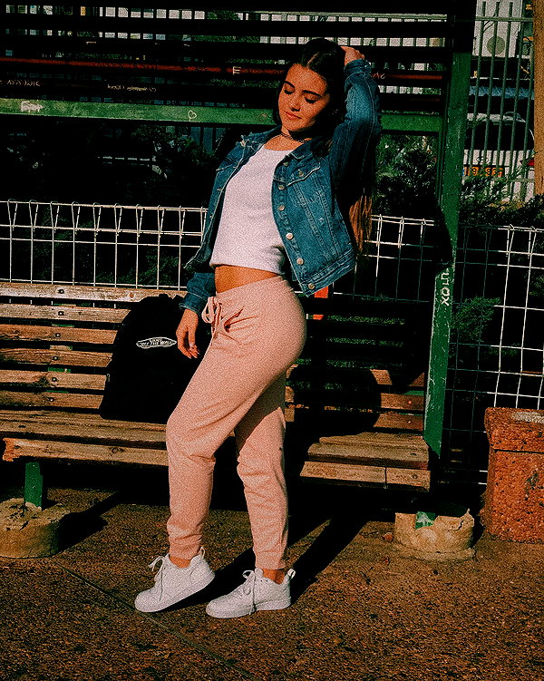 daniella_zeldis instagram image archive image