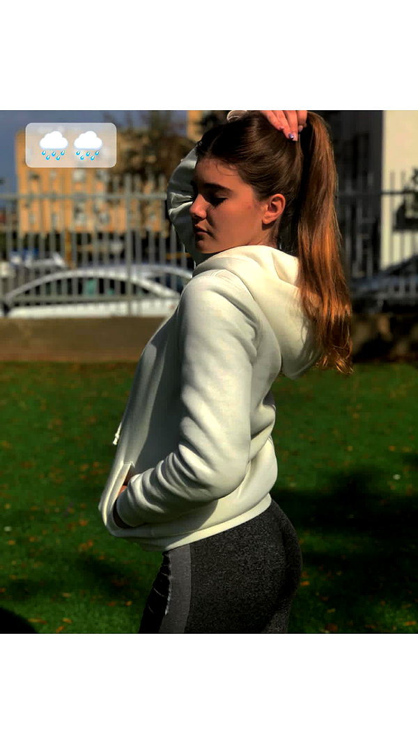 daniella_zeldis instagram image archive image