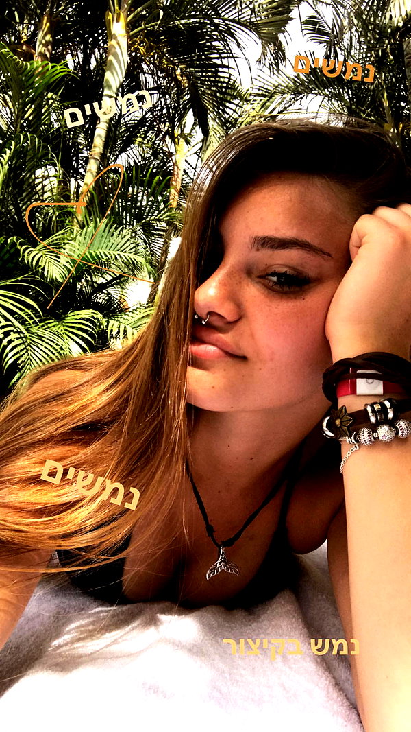 daniella_zeldis instagram image archive image
