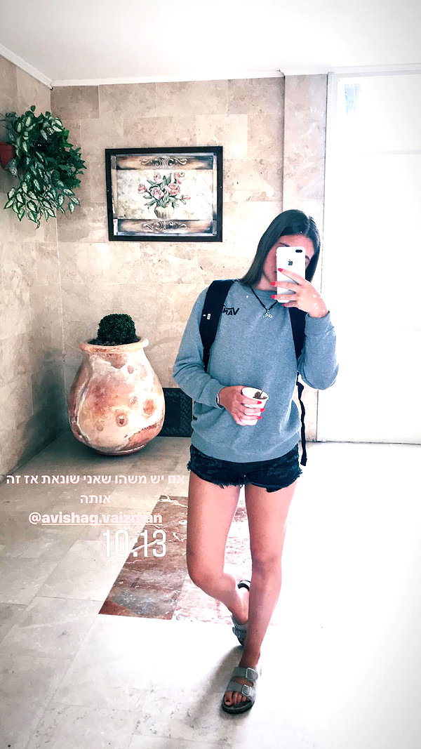 daniella_zeldis instagram image archive image