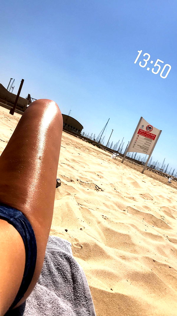 daniella_zeldis instagram image archive image